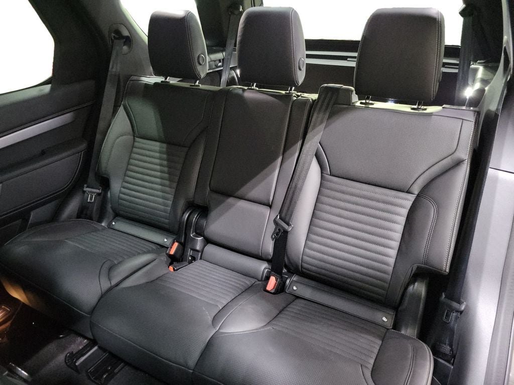New 2026 Land Rover Discovery Dynamic SE AWD/4WD image 22