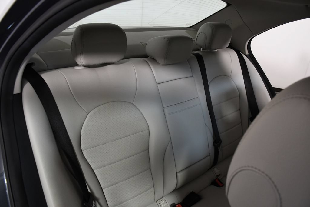 Used 2015 Mercedes-Benz C 300 4MATIC Sedan image 22