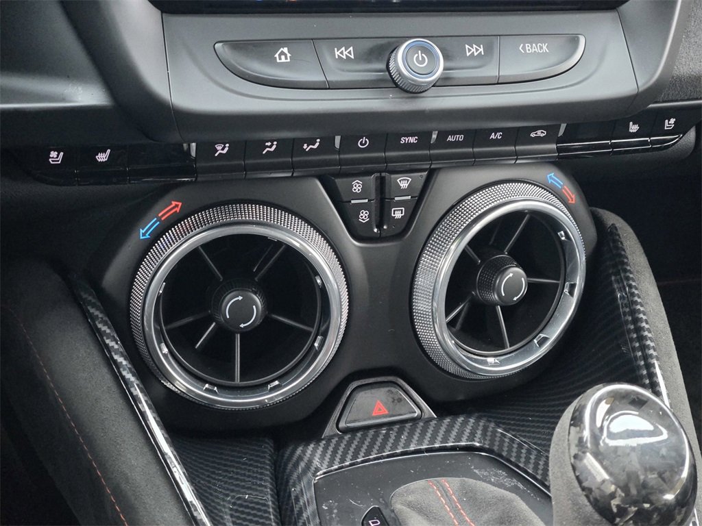 Used 2019 Chevrolet Camaro ZL1 image 16