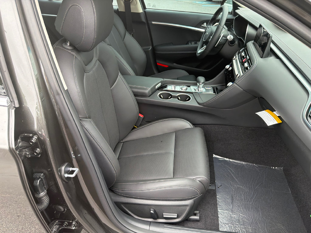 New 2026 Genesis G70 2.5T RWD image 15