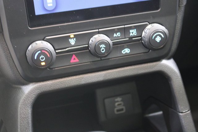 Used 2024 Ford Ranger XL image 14