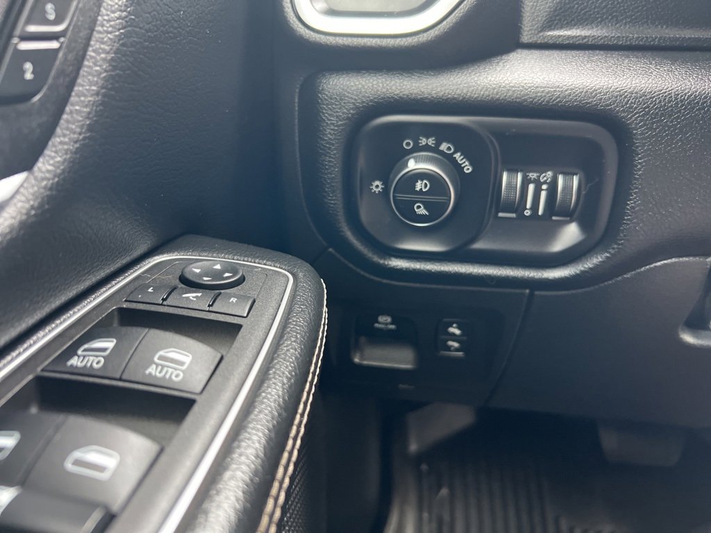 Used 2022 RAM 1500 Laramie image 23