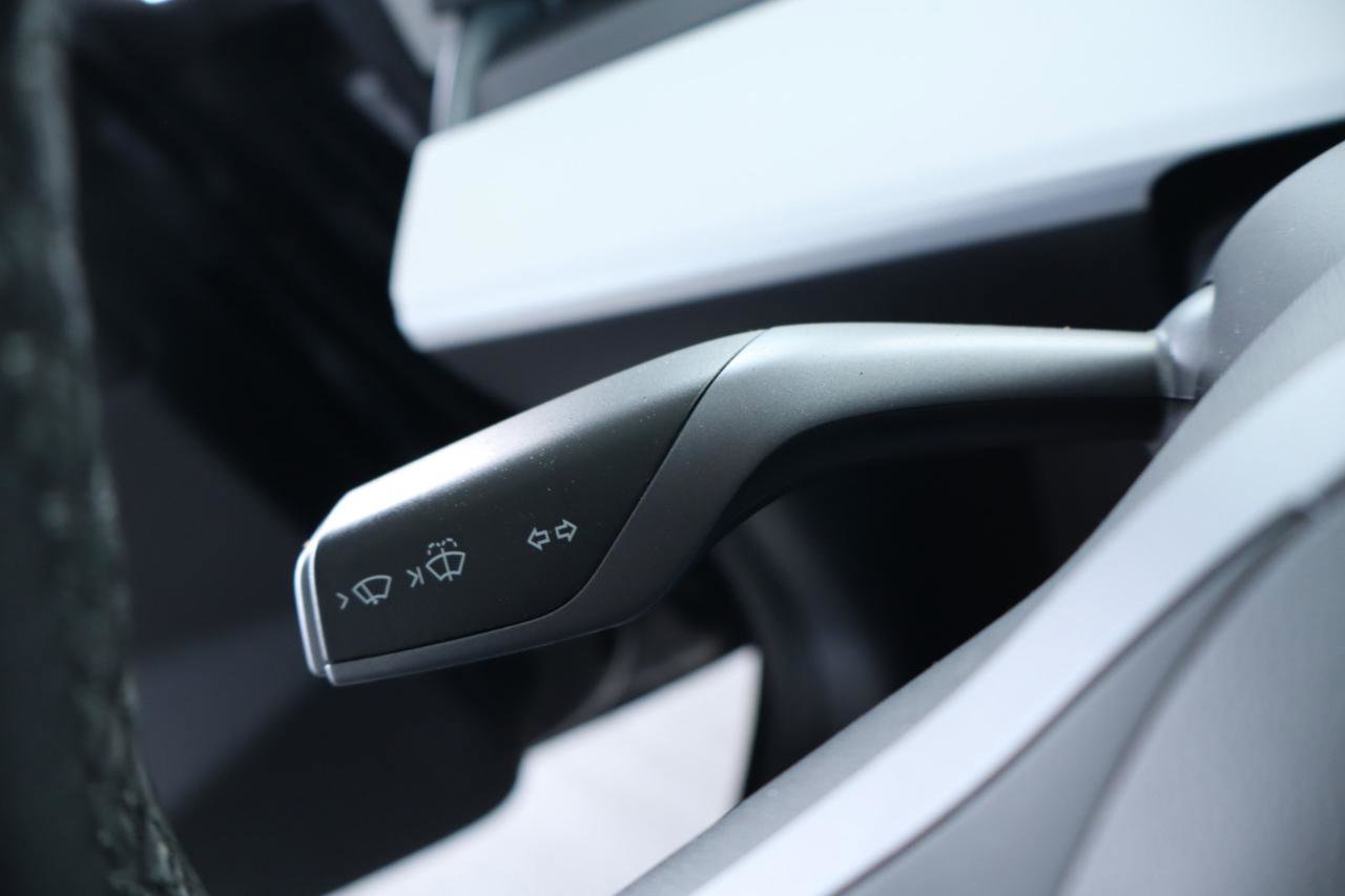 Used 2019 Tesla Model 3 Long Range RWD image 22