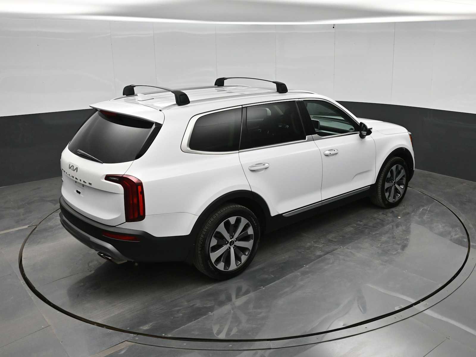 Used 2022 Kia Telluride S AWD/4WD image 35