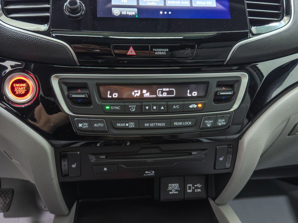 Used 2022 Honda Pilot Touring image 37