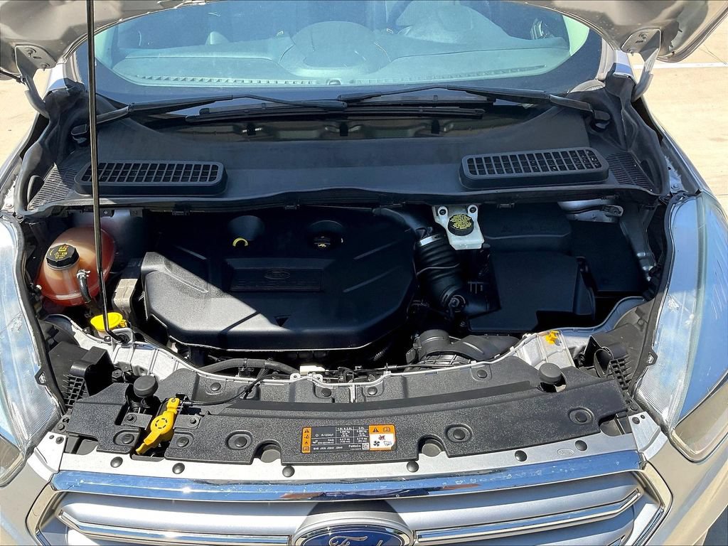 Used 2017 Ford Escape SE AWD/4WD image 31
