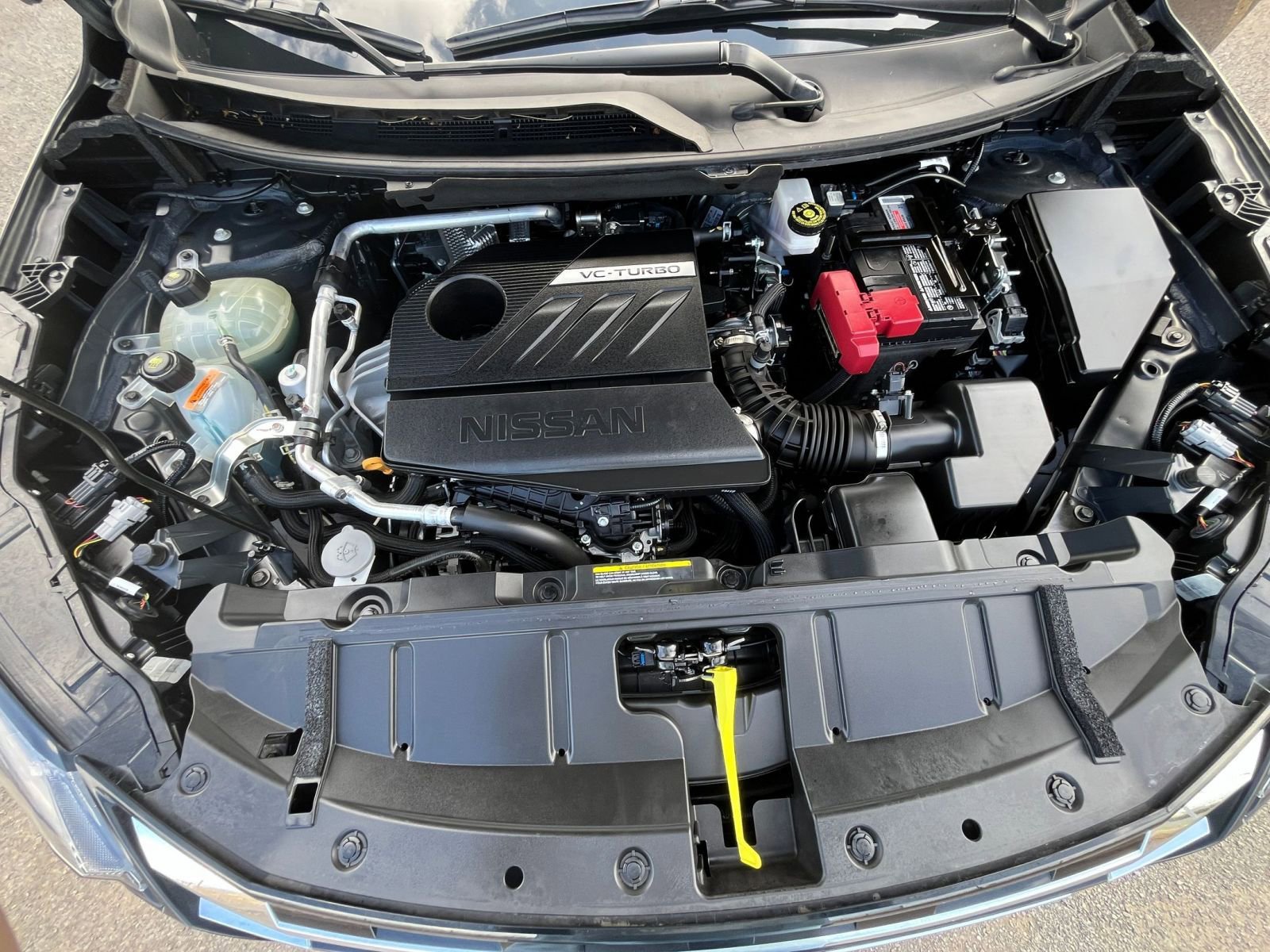 Used 2025 Nissan Rogue SV image 30