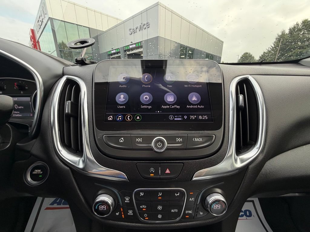 Used 2024 Chevrolet Equinox LT AWD/4WD image 9