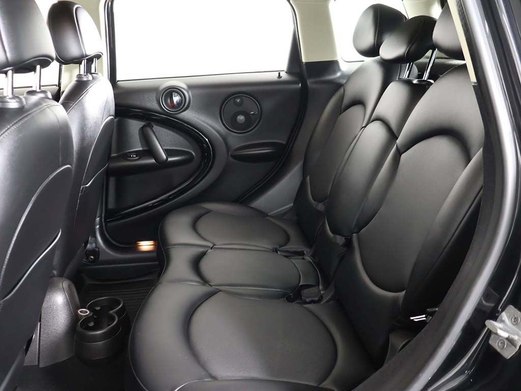Used 2016 MINI Cooper Countryman FWD image 32