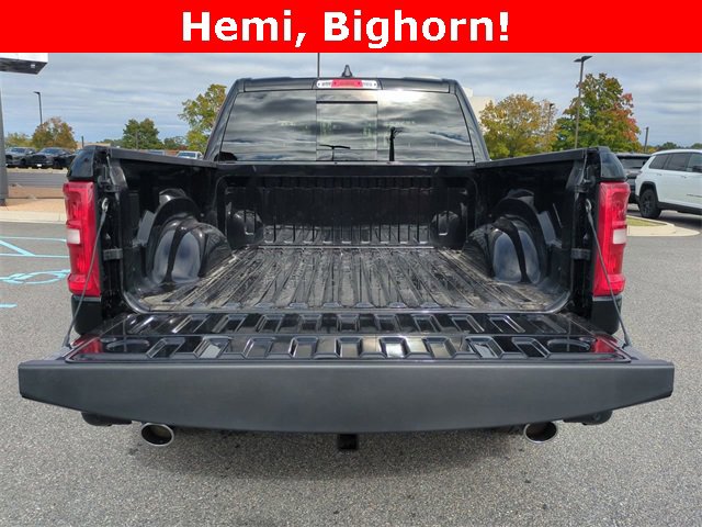 New 2026 RAM 1500 4x4 Crew Cab image 13