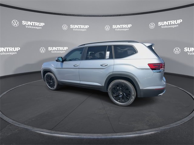New 2025 Volkswagen Atlas SE image 14