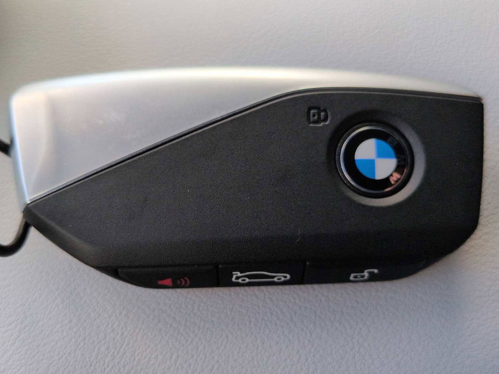 New 2026 BMW X5 xDrive40i w/ Executive Package image 38