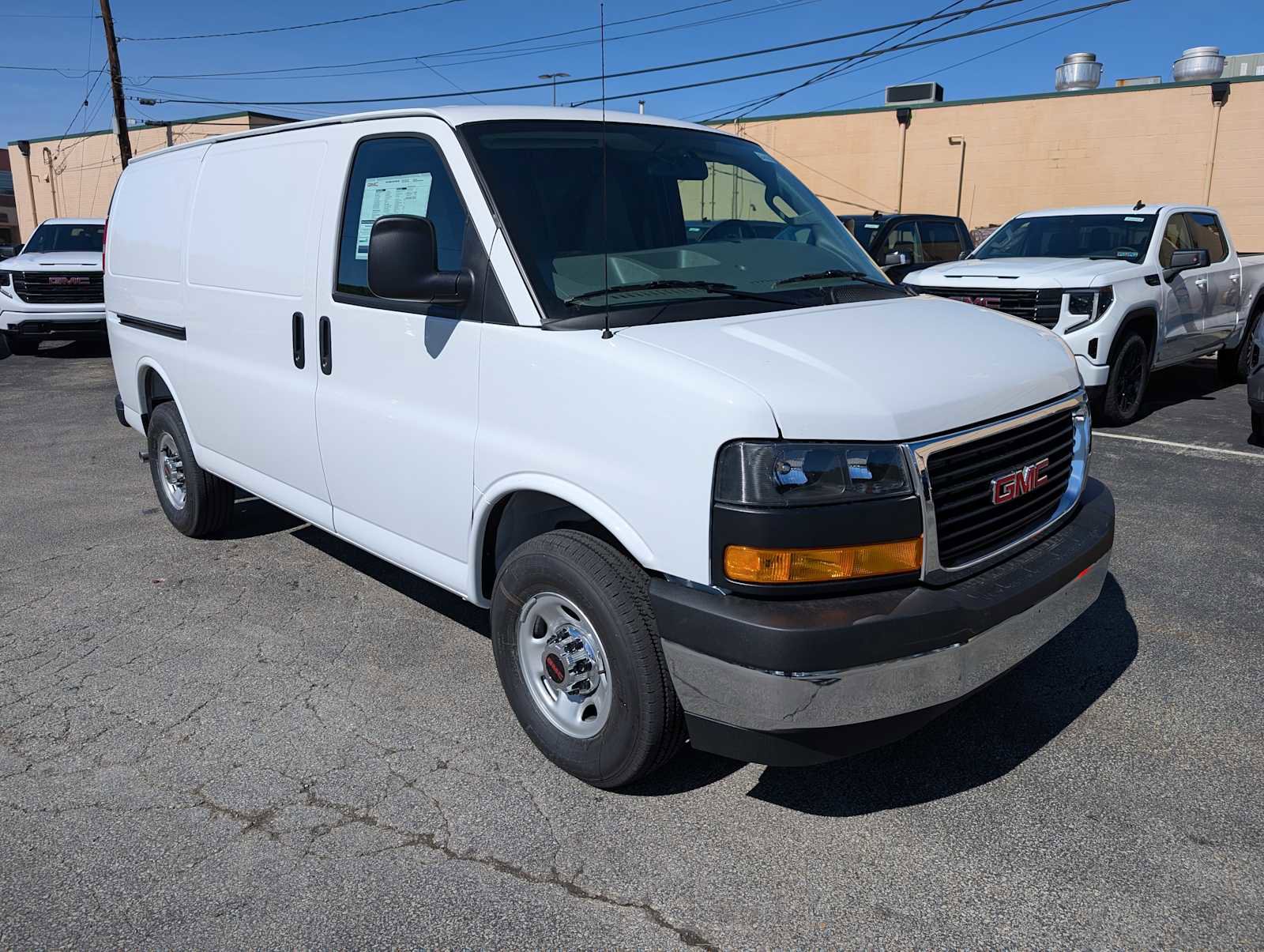 New 2026 GMC Savana 3500 RWD image 6