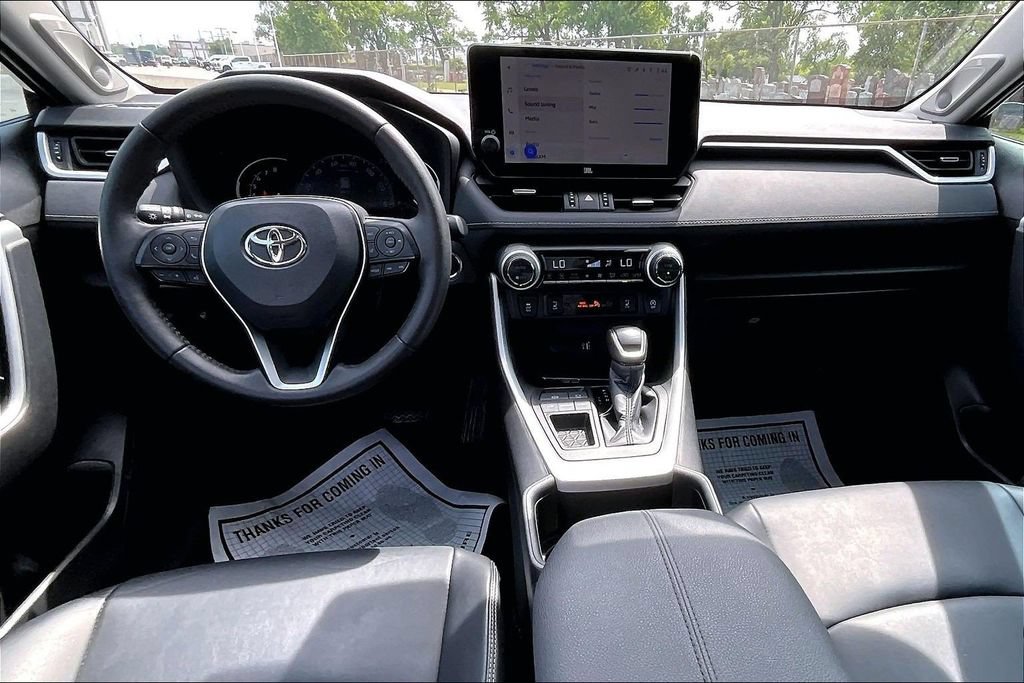 Used 2023 Toyota RAV4 XLE Premium FWD image 14