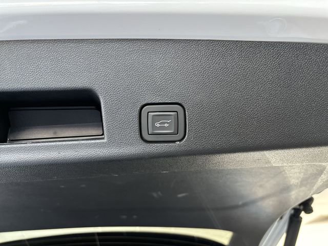 Certified 2025 GMC Acadia Elevation image 17