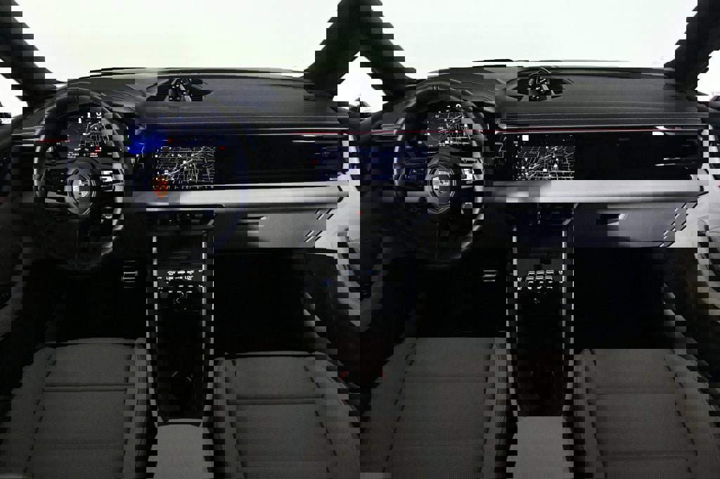 Certified 2025 Porsche Macan 4S Electric image 11