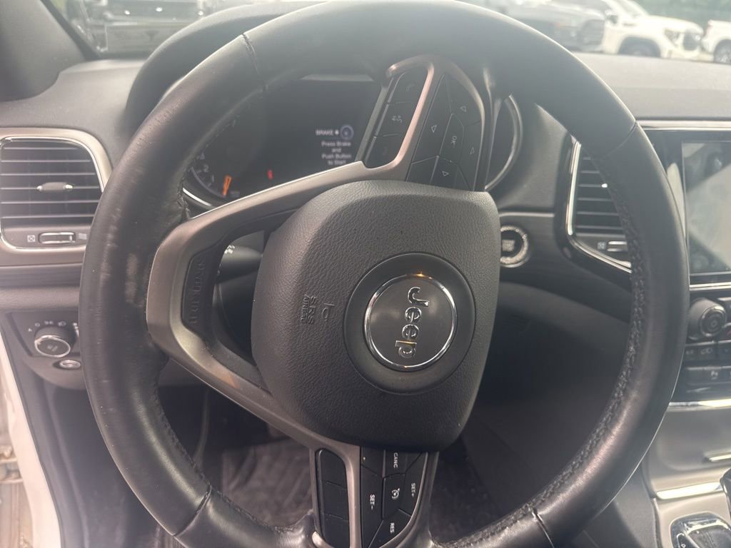 Used 2020 Jeep Grand Cherokee Altitude AWD/4WD image 21