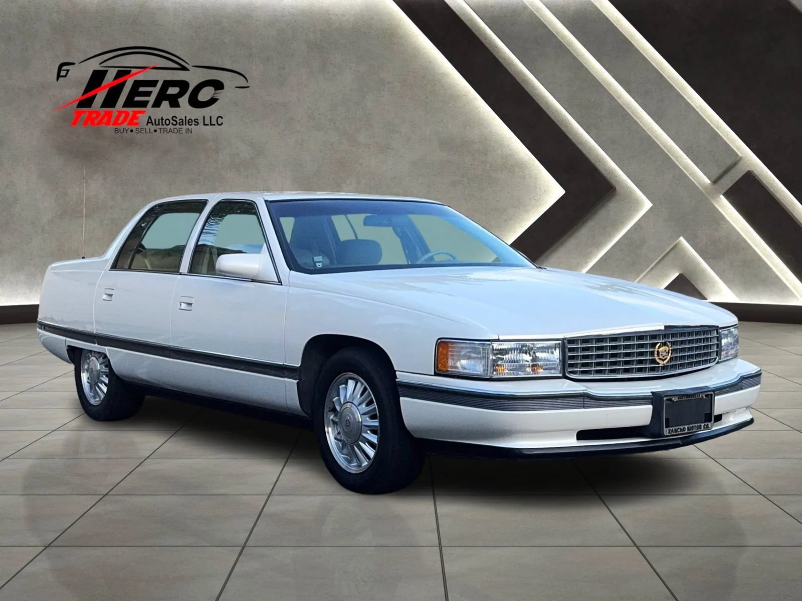 Used 1994 Cadillac De Ville Concours FWD image 2