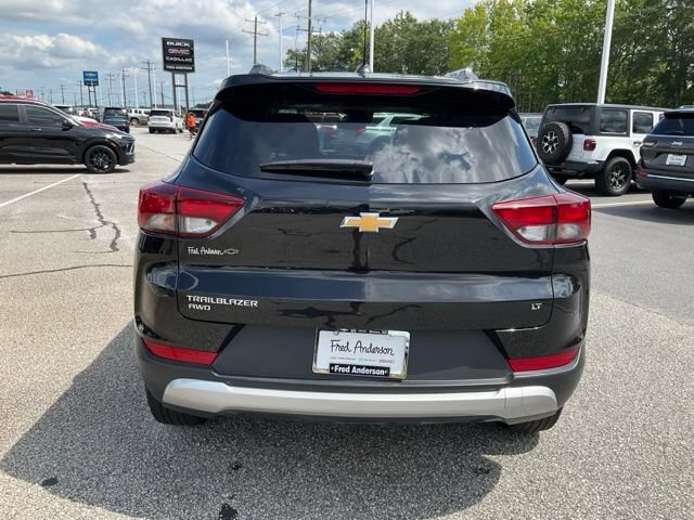 Used 2025 Chevrolet TrailBlazer LT AWD/4WD image 21