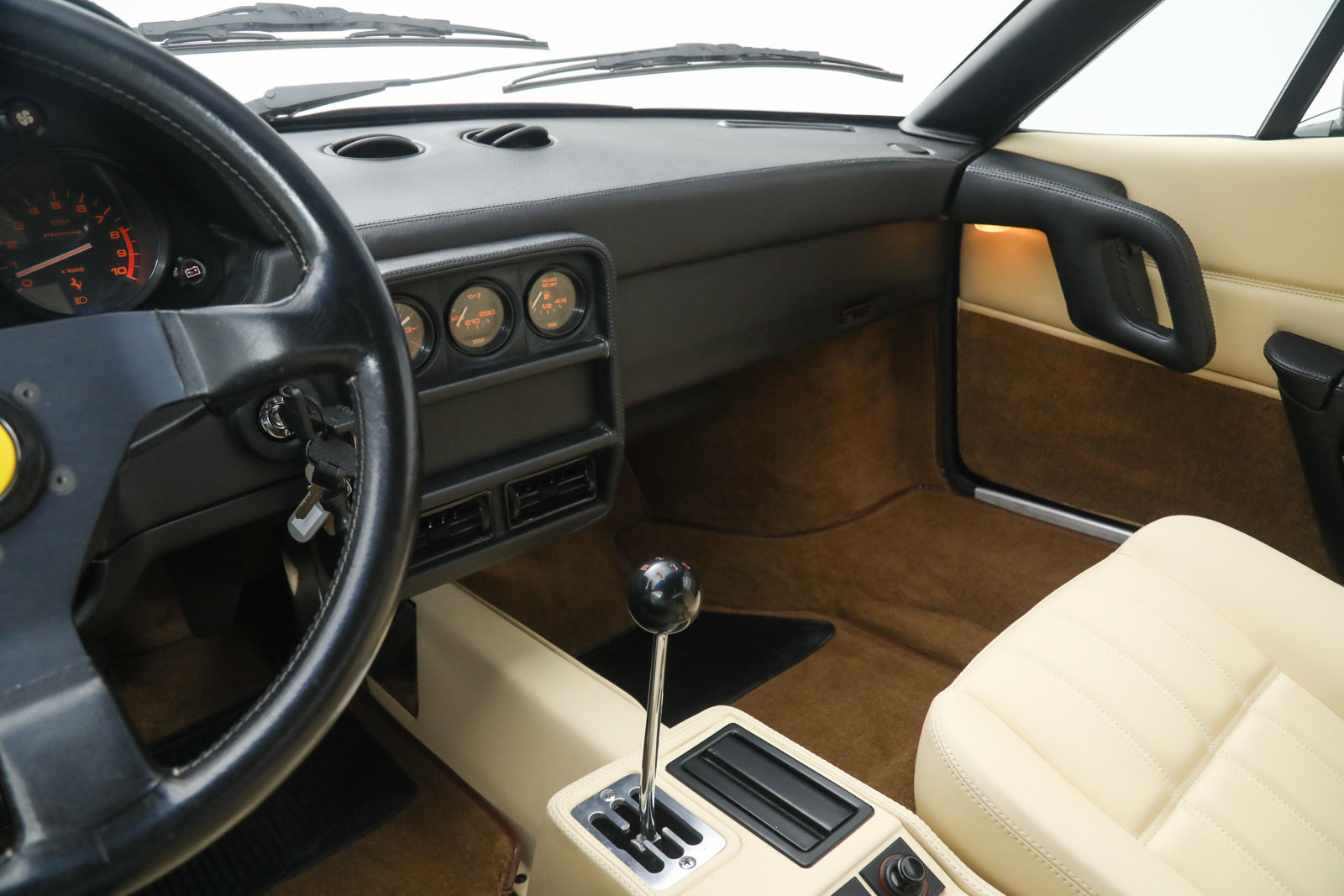 Used 1989 Ferrari 328 GTB RWD image 30
