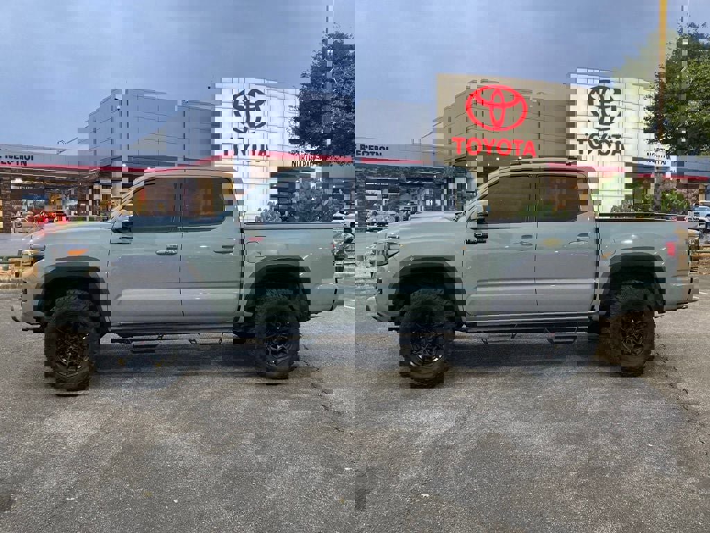 Used 2021 Toyota Tacoma TRD Pro AWD/4WD image 8