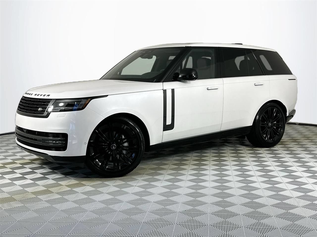 Certified 2024 Land Rover Range Rover SE