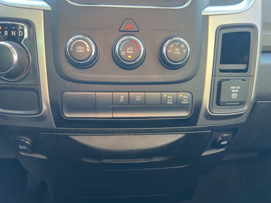 Used 2015 RAM 1500 Big Horn RWD image 54