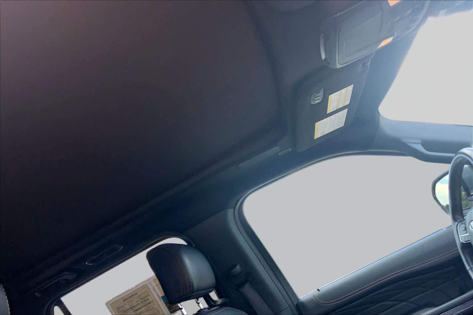 Used 2024 Ford Expedition Platinum RWD image 14