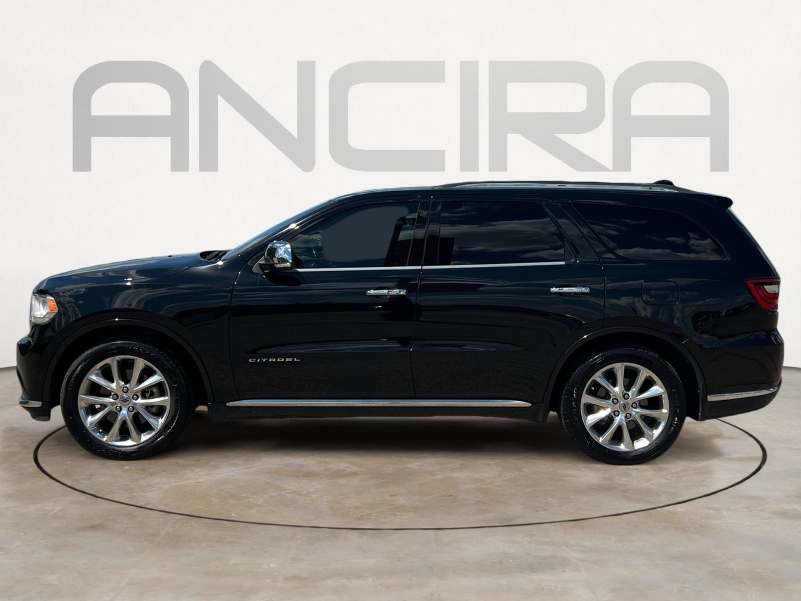 Used 2020 Dodge Durango Citadel w/ Technology Group RWD image 7