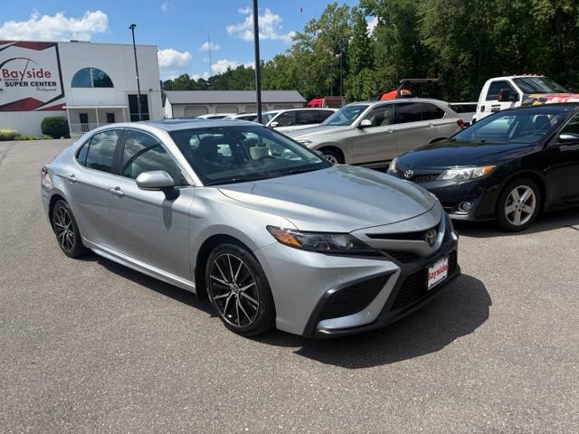 Used 2021 Toyota Camry SE w/ Cold Weather Package AWD/4WD image 25