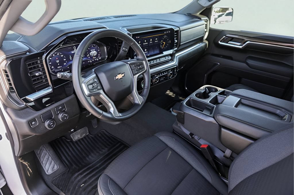 Used 2023 Chevrolet Silverado 1500 LT RWD image 13