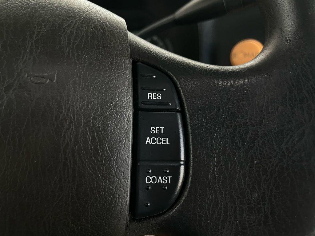 Used 2016 Ford E-350 and Econoline 350 Super Duty RWD image 20