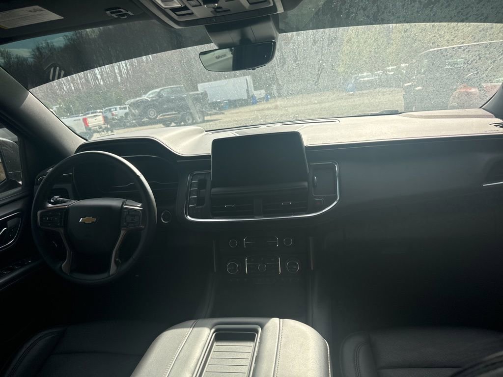 Used 2024 Chevrolet Tahoe High Country image 11