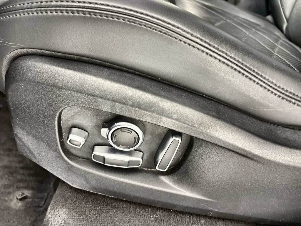 Used 2021 Jaguar F-PACE S AWD/4WD image 14
