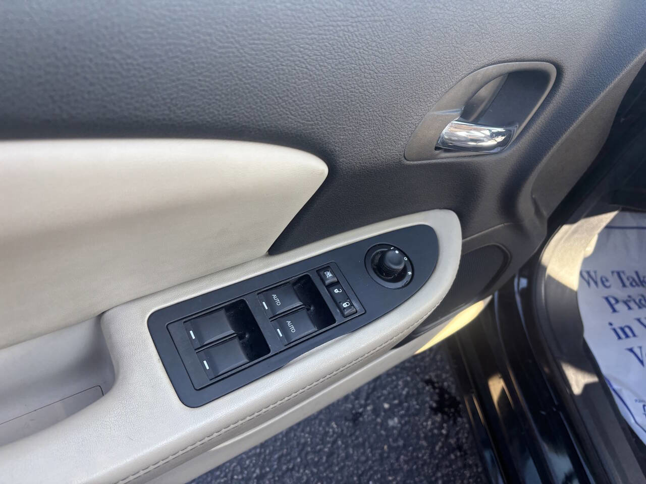 Used 2014 Chrysler 200 Limited w/ Sun/Sound Group FWD image 13