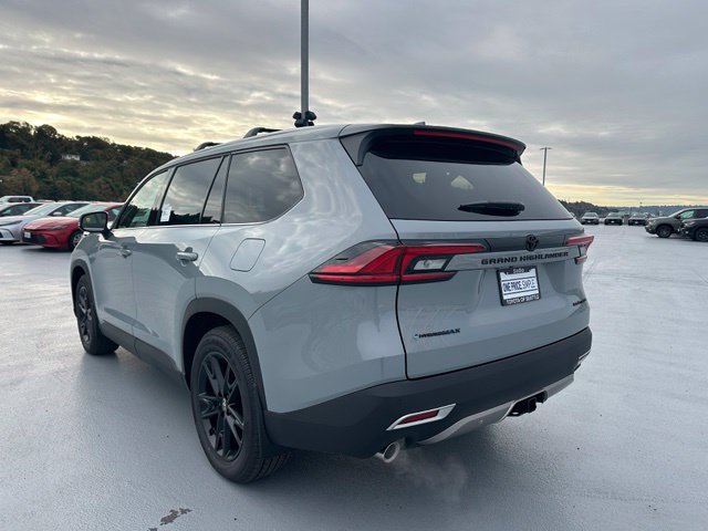 New 2026 Toyota Grand Highlander AWD Hybrid image 4