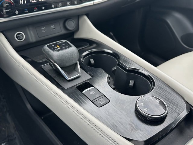 Certified 2023 Nissan Rogue SL w/ SL Premium Package image 33