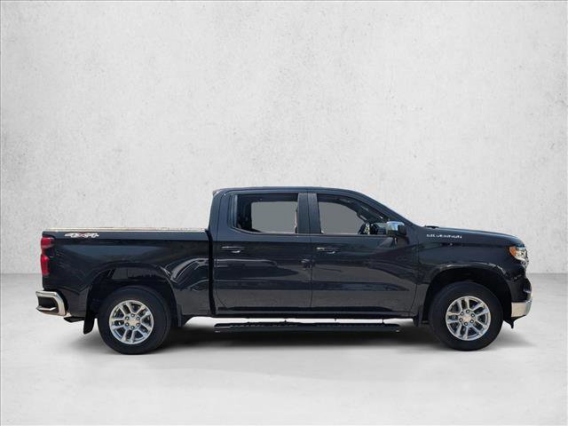 Used 2022 Chevrolet Silverado 1500 LT AWD/4WD image 4