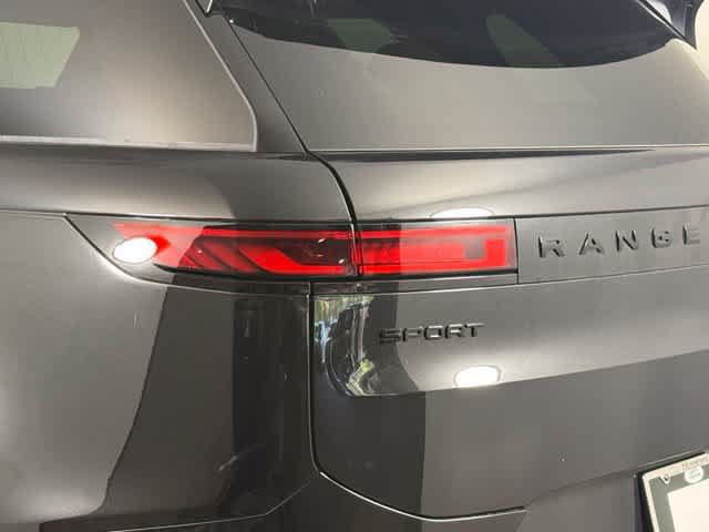 New 2027 Land Rover Range Rover Sport Dynamic SE AWD/4WD image 13