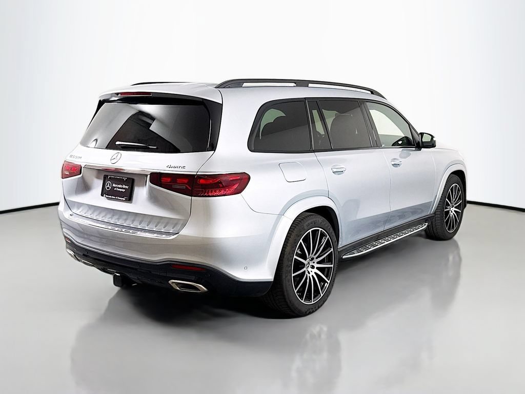 Used 2025 Mercedes-Benz GLS 580 4MATIC image 7