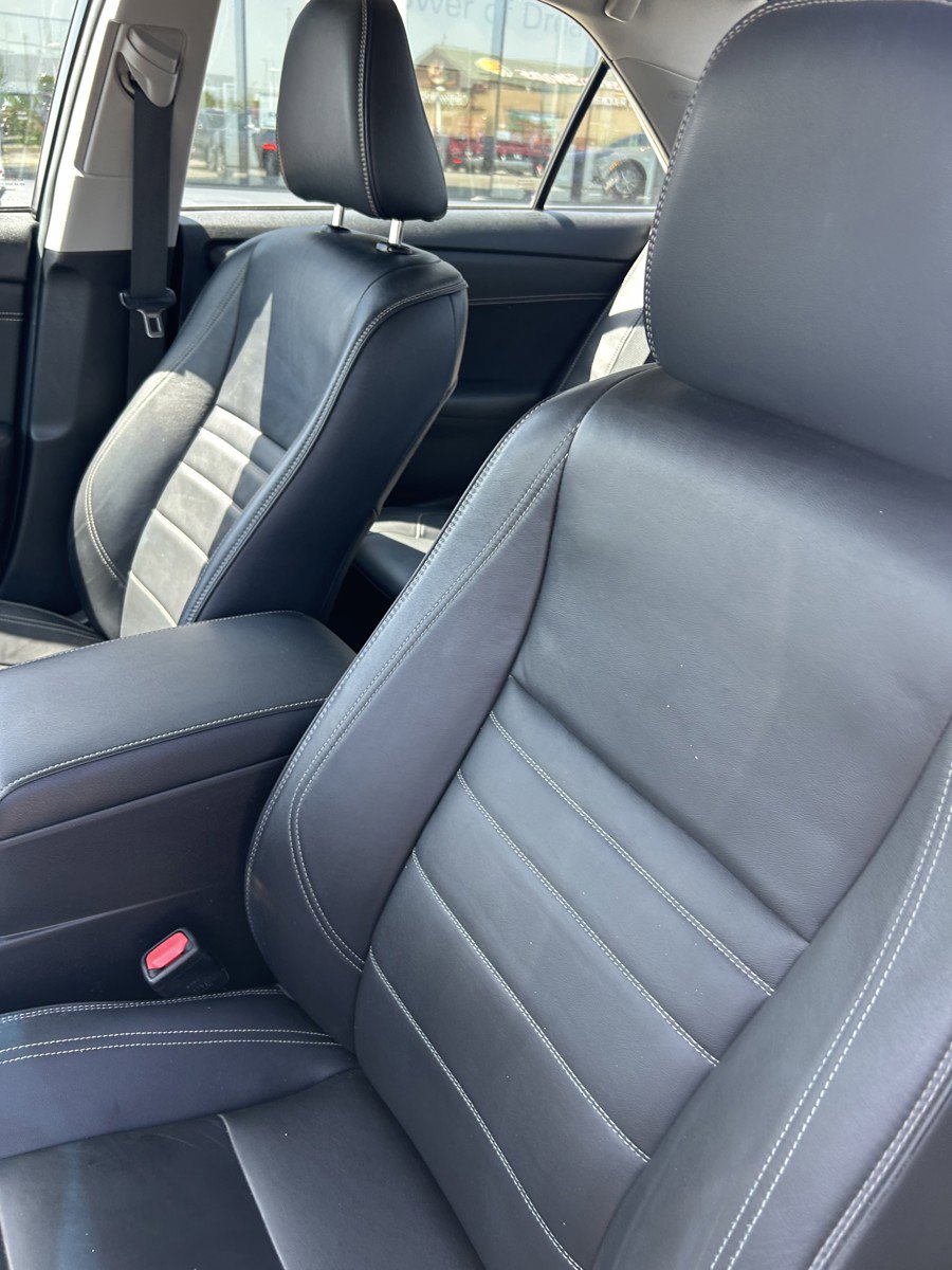 Used 2015 Toyota Camry XLE FWD image 21