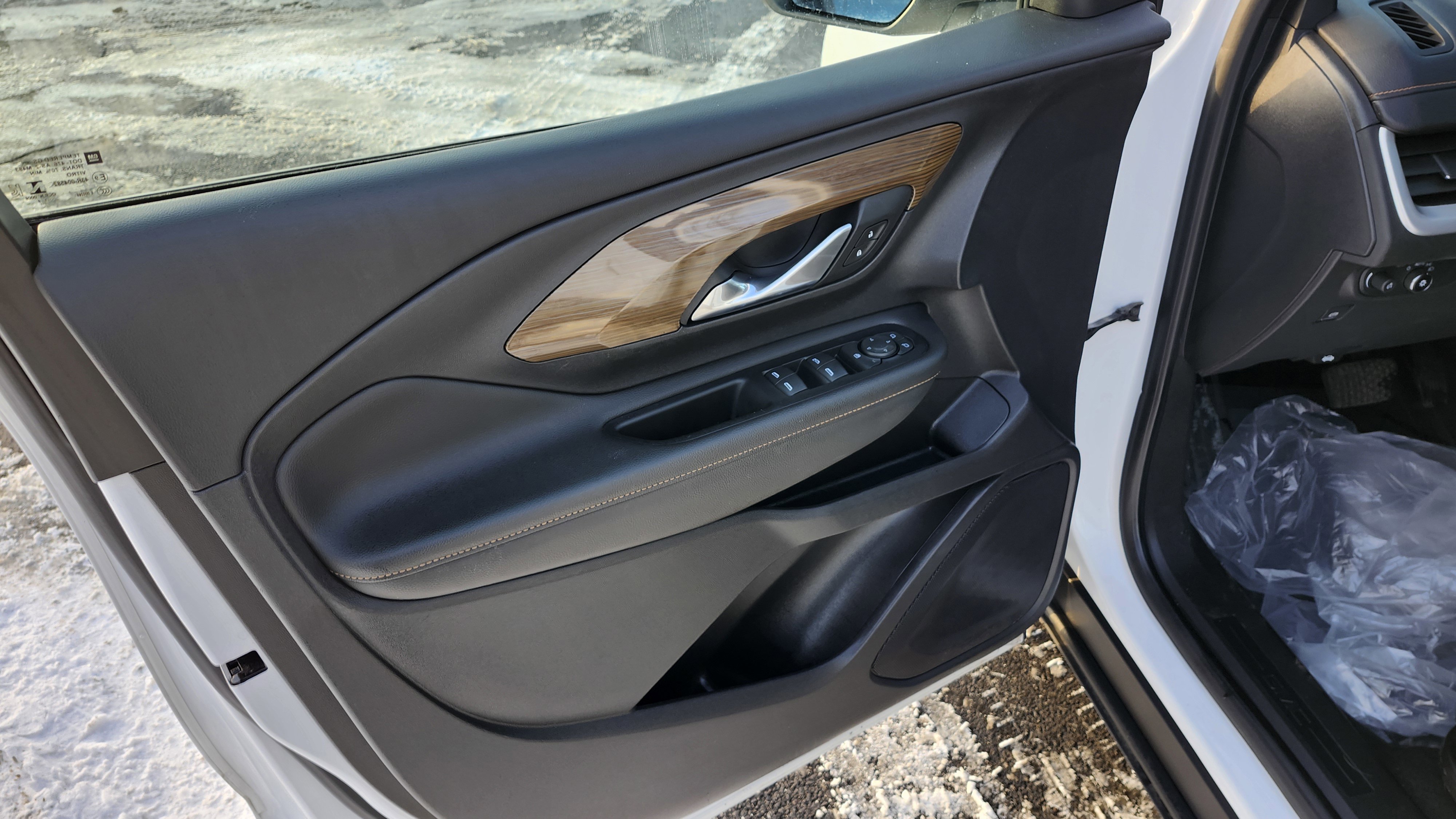 Used 2019 GMC Terrain SLE w/ LPO, Floor Liner Package image 23