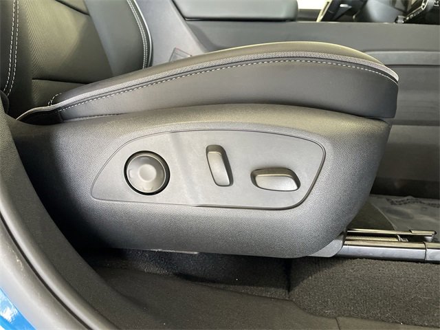 Used 2025 Chevrolet Silverado EV LT w/ LT Premium Package image 20