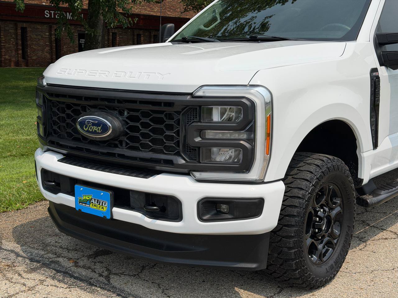 Used 2023 Ford F350 XL w/ STX Appearance Package AWD/4WD image 10