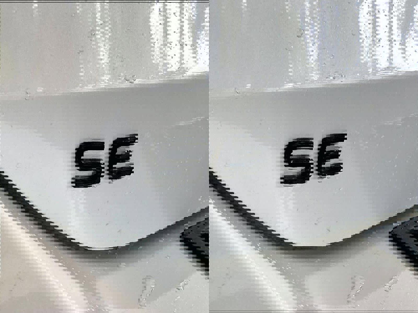 New 2026 Volkswagen Tiguan SE R-Line image 26