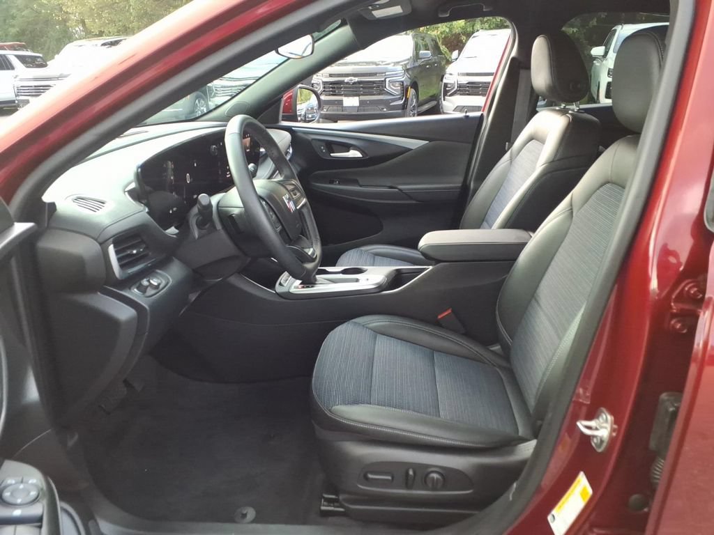 Used 2024 Buick Envista Preferred w/ Convenience I Package FWD image 12