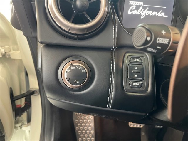 Used 2014 Ferrari California image 17