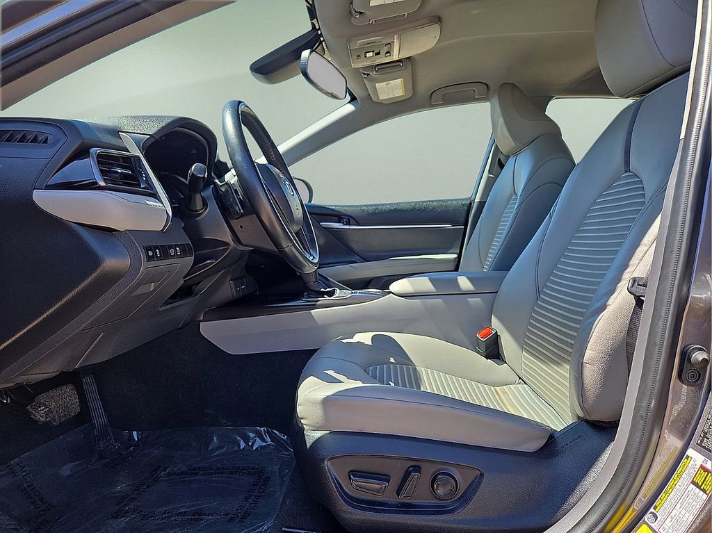 Used 2024 Toyota Camry SE w/ Convenience Package image 20