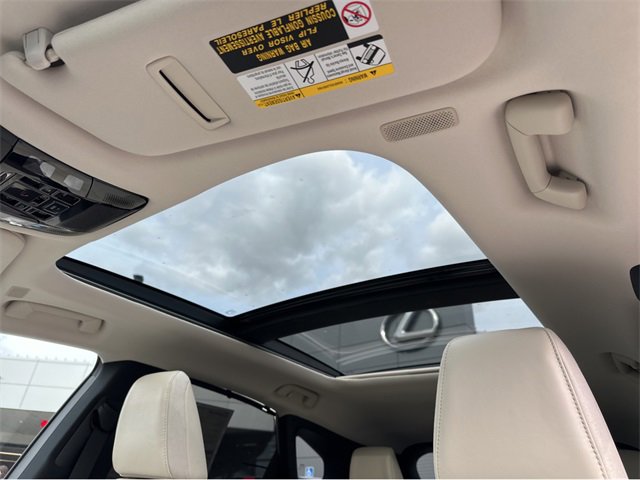 New 2026 Lexus RX 350 350h Luxury image 12