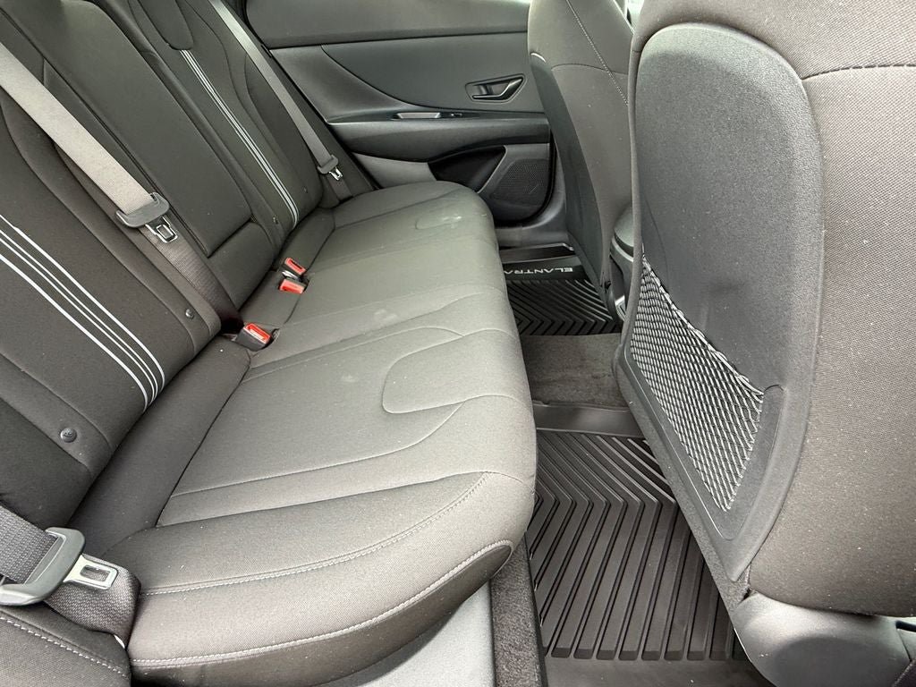 New 2026 Hyundai Elantra SEL Sport FWD image 11